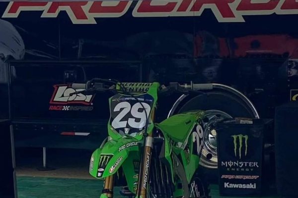 Ty Masterpool to Monster Energy Pro Circuit Kawasaki