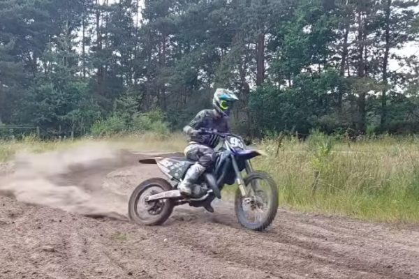 Geerts back on the bike – two-stroke!