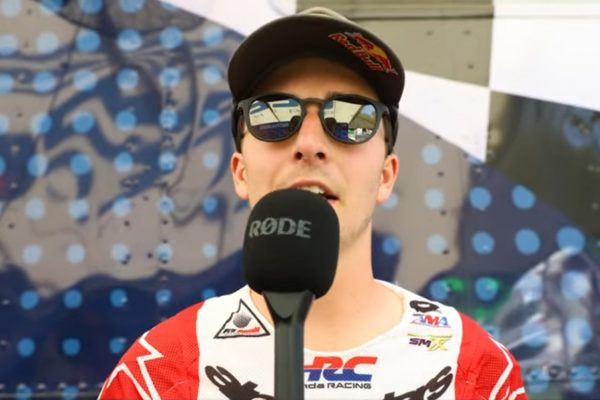 See the first laps at Millville plus Hunter on having no Jett at the races