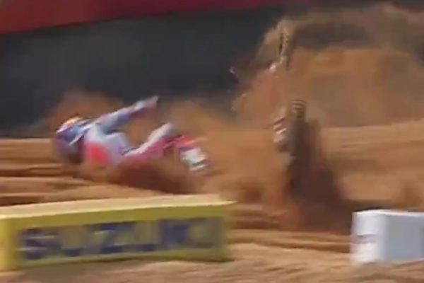 Sexton’s SMX qualifying crash in Charlotte