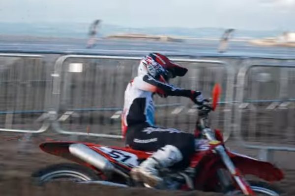 Weston beach race highlights – Mewse wins as Barcia impresses!