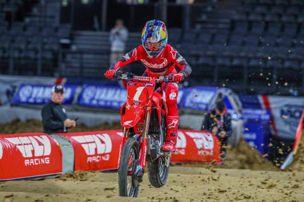 Watch Jett Lawrence whoop speed!