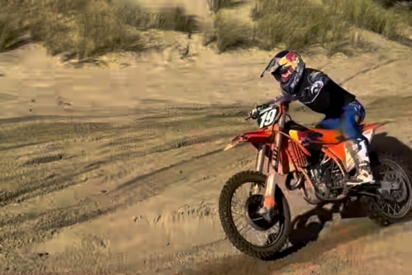 Sacha Coenen in the sand!