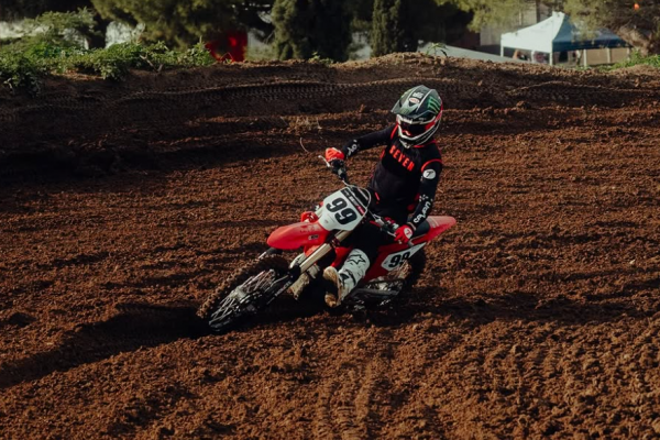 Pro race results: Arenacross Tour RD1 – Zaragoza wins Birmingham