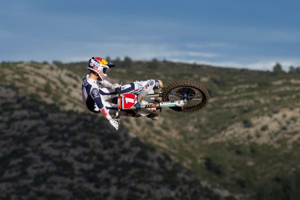 MX2 race results: 2025 Lierop International – De Wolf perfect