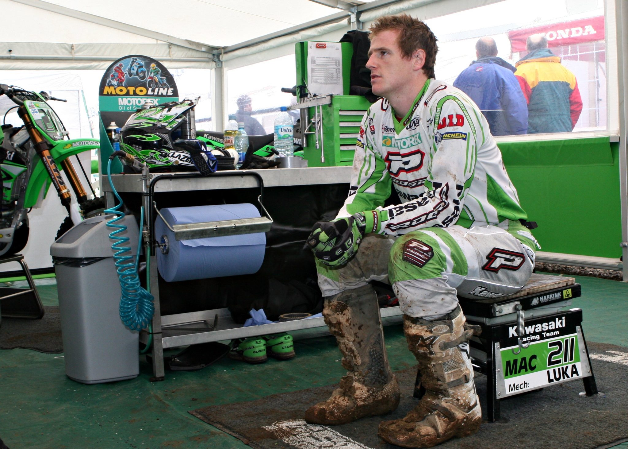 Billy Roe Gp In-depth interview: Billy MacKenzie describes the feelings, emotions of ...