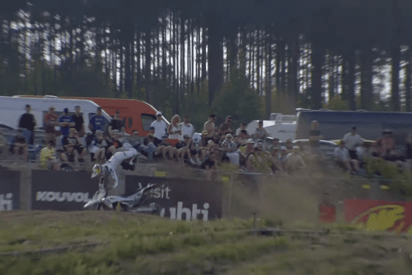 Video: A BIG crash for Liam Everts in Finland
