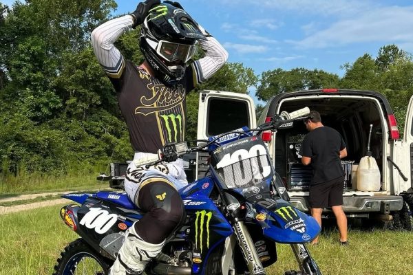 Cole Davies back on the bike!