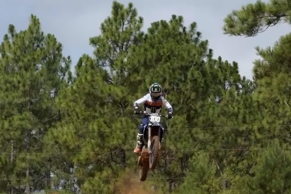 Video: Cole Davies riding outdoors