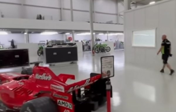 Video: A tour of factory Kawasaki – MXGP style!