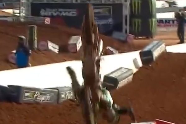 Video: Wild Seth Hammaker crash at Charlotte SMX