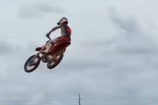 Video: Sexton rides a 125 KTM!