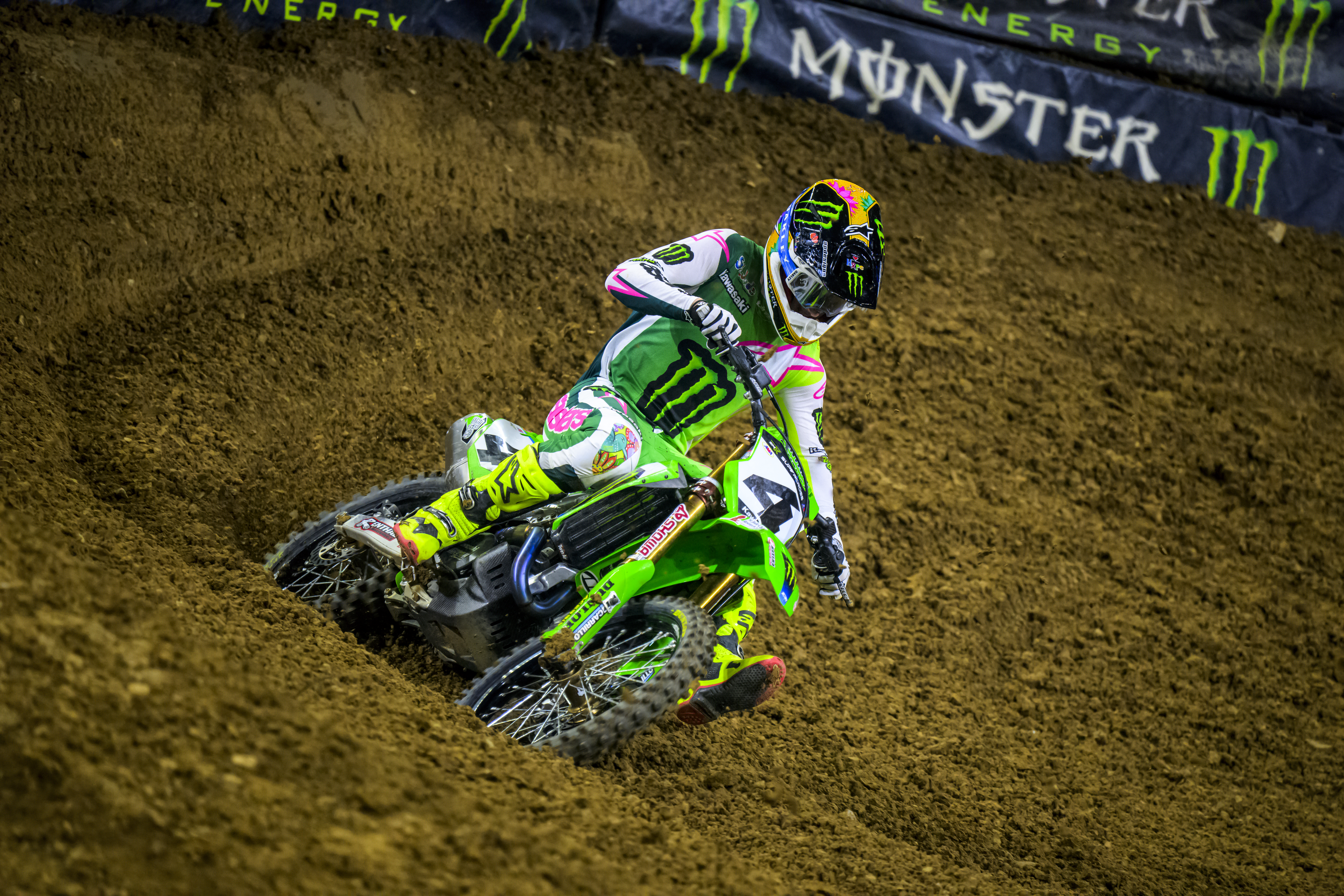 Kawasaki team manager refuses to confirm if Sexton is riding outdoors!