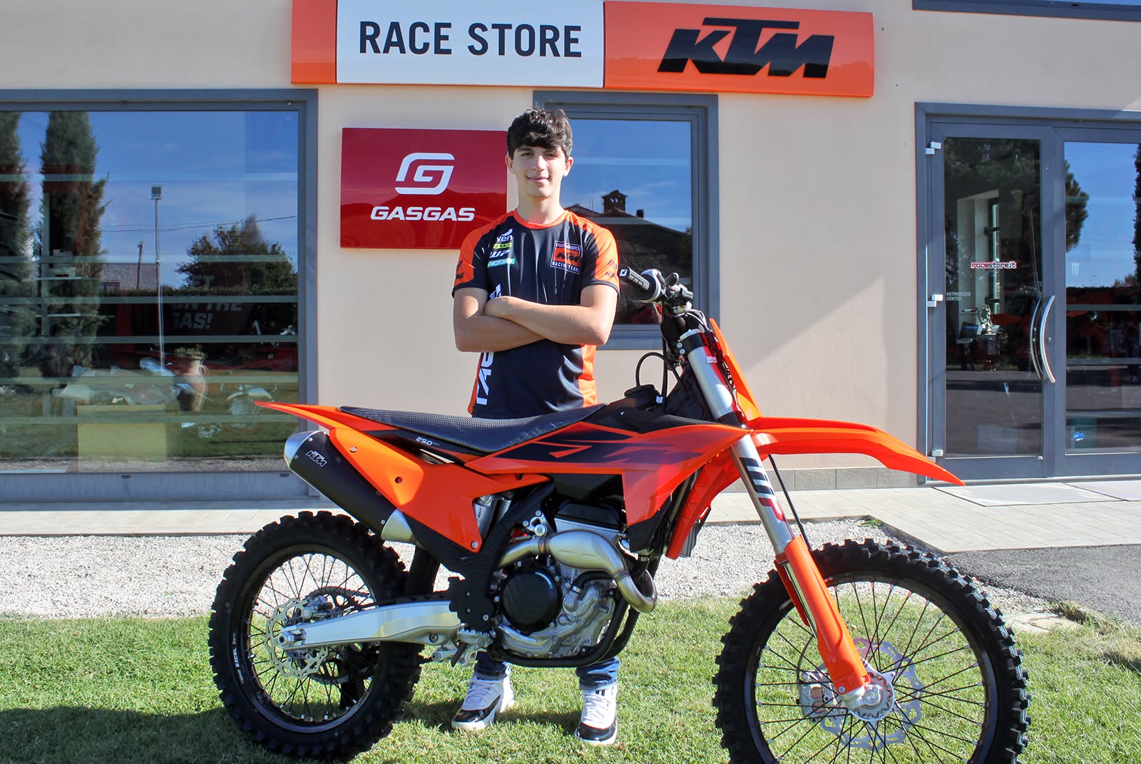 Official: Racestore KTM confirm 2027 rider line-up – back contesting ...